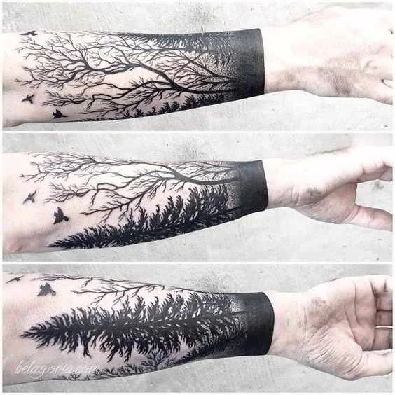 foto con tatuaje de bosque espectaculare