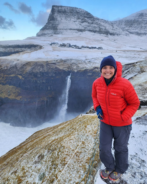 Gásadalur e sua Cachoeira Múlafossur