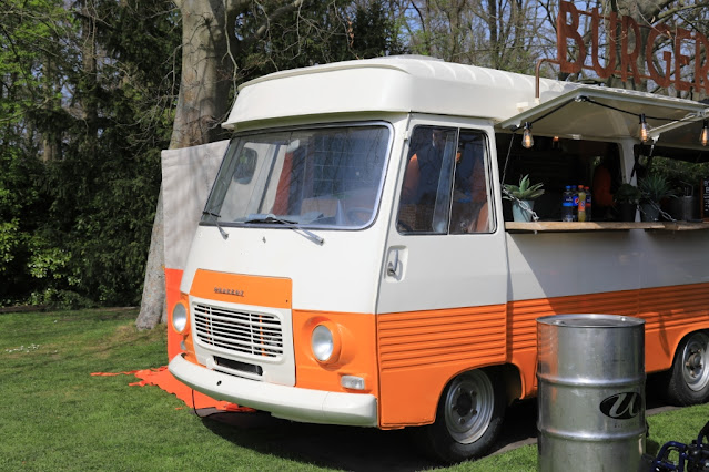 Foodtruck Peugeot, foto Classic Cars and lifestyle