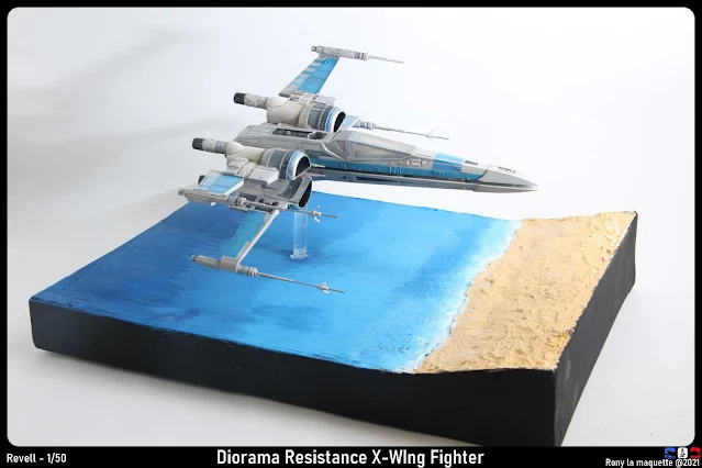 Mise en place du X-Wing sur le diorama.