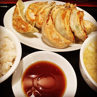 ビックラーメン 餃子 虎ノ門