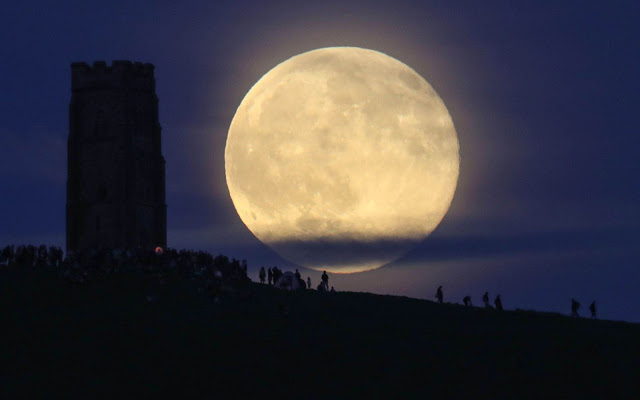 Moon Image with foreground.  Courtesy of National Geographic