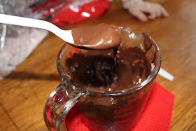 Hot Chocolate Stir Sticks-This is a simple and inexpensive gift for kids to make Sunday School teachers, day care workers, or neighborhood friends.