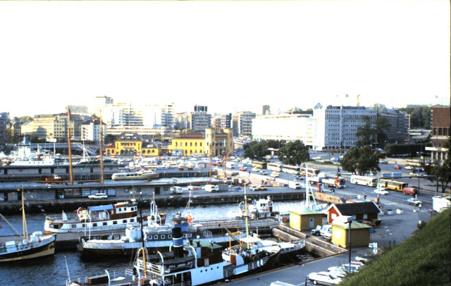 Oslo - Blick auf den Hafen vor dem Rathaus 1988