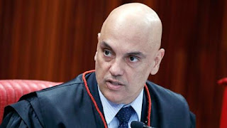 Alexandre de Moraes rejeita recurso de Bolsonaro em decisão que tornou ex-presidente inelegível