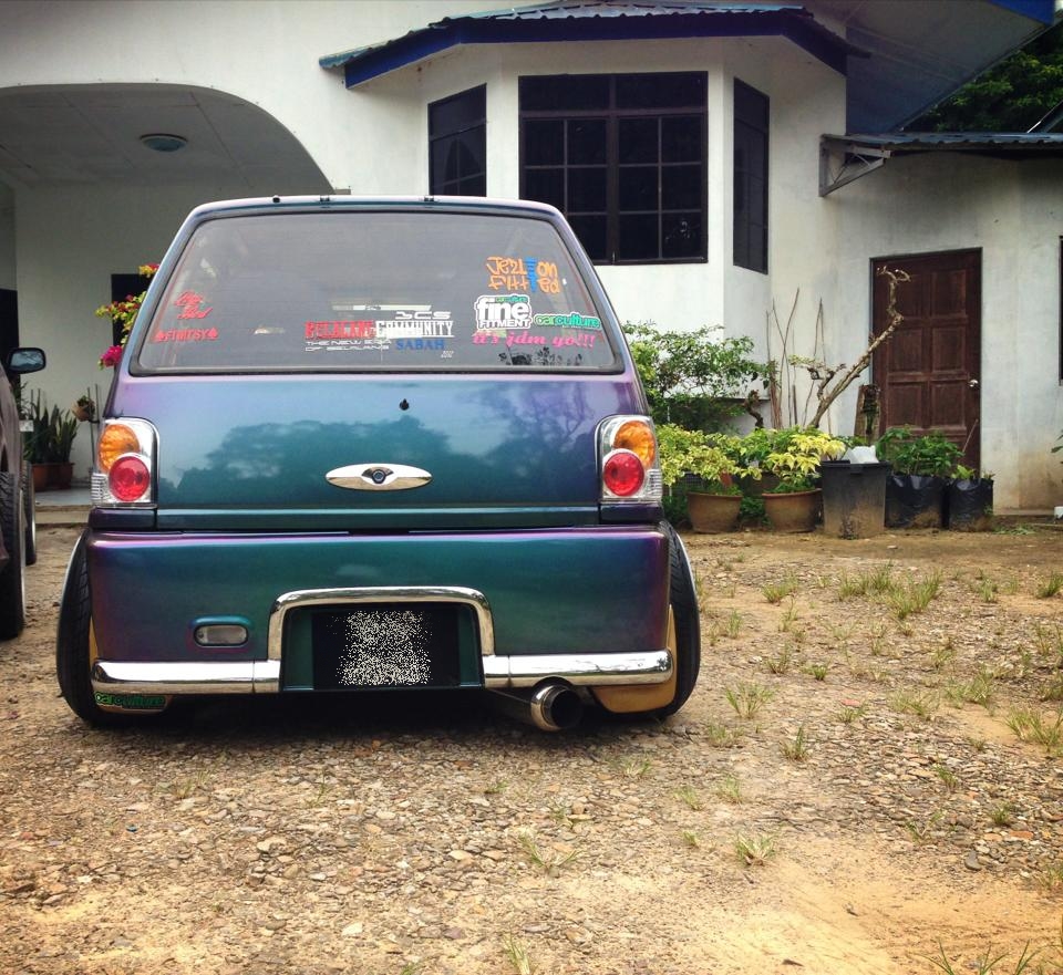 BABY DROP IT DOWN: C-KECIL MATA BULAT