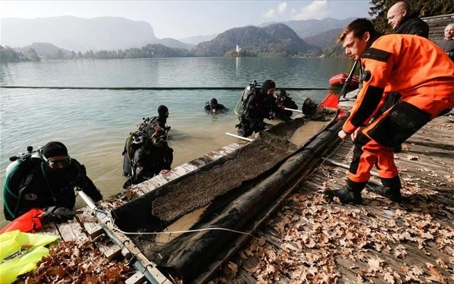 Πιρόγα της πρώιμης μεσαιωνικής περιόδου ανασύρθηκε από τη λίμνη Μπλεντ στη Σλοβενία