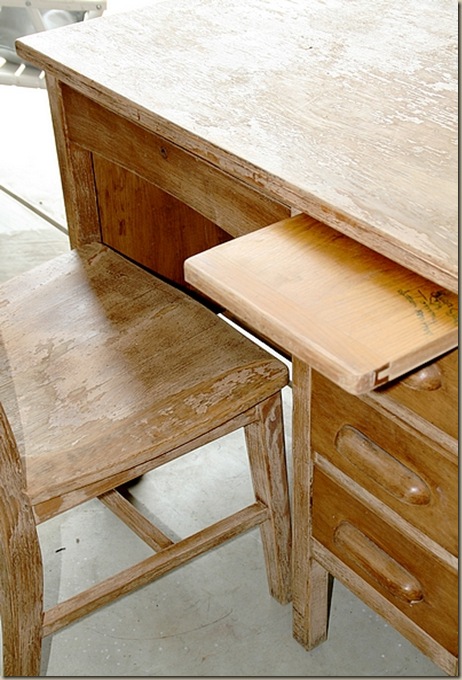 desk13