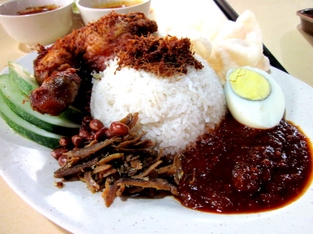 Macam Macam Ada: RESEPI BERBUKA PALING LAZAT:NASI LEMAK 