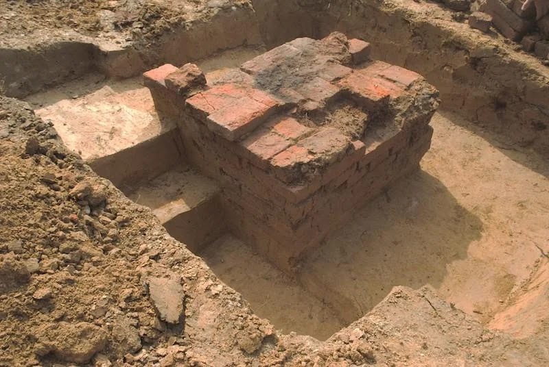 Ανασκαφές αποκαλύπτουν ίχνη του φρουρίου της Κρακοβίας