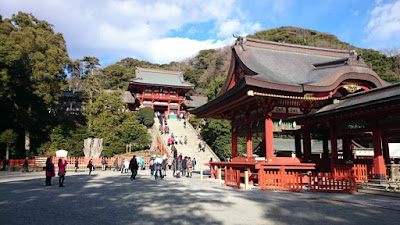 鶴岡八幡宮　舞殿　上宮