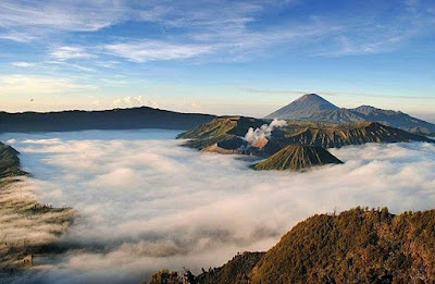 Tips Wisata ke BromoTips Wisata ke Bromo - Traveller tips info and tips Bromo Crater East Java