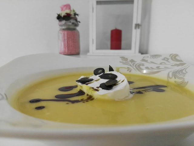 feine Kürbiscremesuppe mit wärmendem Ingwer