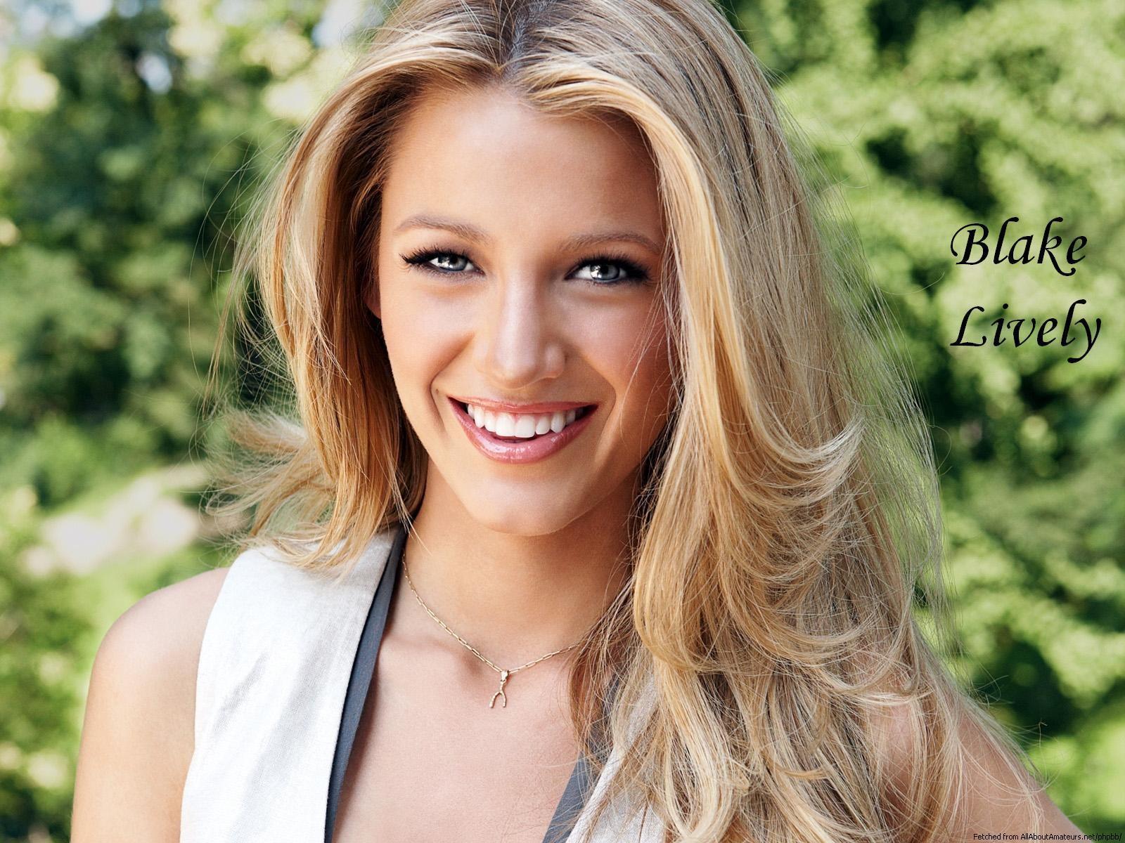 Blake Lively - Wallpaper Colection