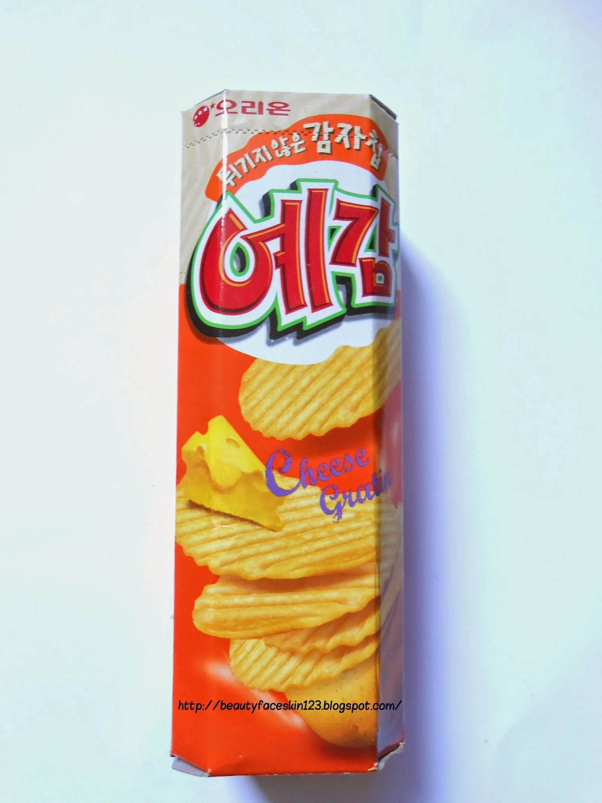 POPULAR SNACKS IN KOREA cheese crackers