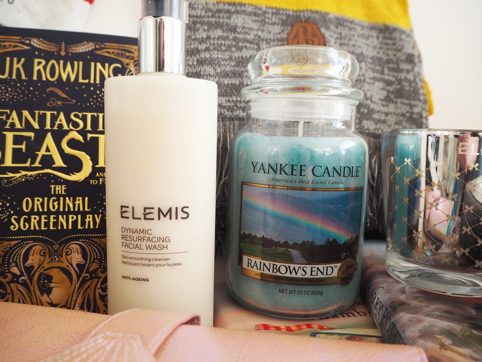 What I Got For Christmas 2016, Katie Kirk Loves, Elemis Dynamic Resurfacing Facial Wash, Yankee Candle Rainbows End, Christmas Gifts, Christmas Presents, UK Blogger, Fashion Blogger, Beauty Blogger, Lifestyle Blogger, Present Haul