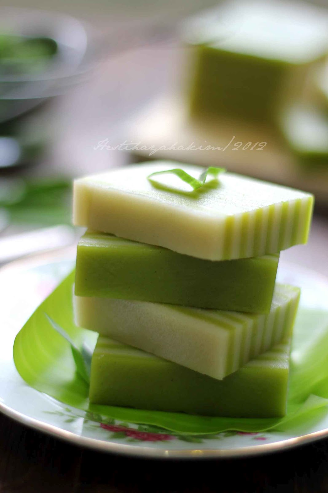 HESTI S KITCHEN yummy for your tummy Kue  Lapis Pandan 