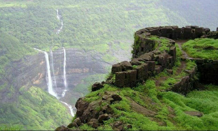 Popular Tourist Places to Visit in Lonavala