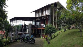 Villa 1 kamar di lembang villa istana bunga