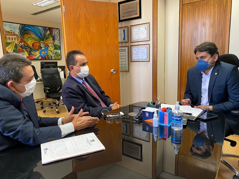 PREFEITO ANTÔNIO FRANÇA TEM REUNIÃO EM BRASÍLIA COM JUSCELINO FILHO PARA TRATAR DE DEMANDAS DE PEDREIRAS