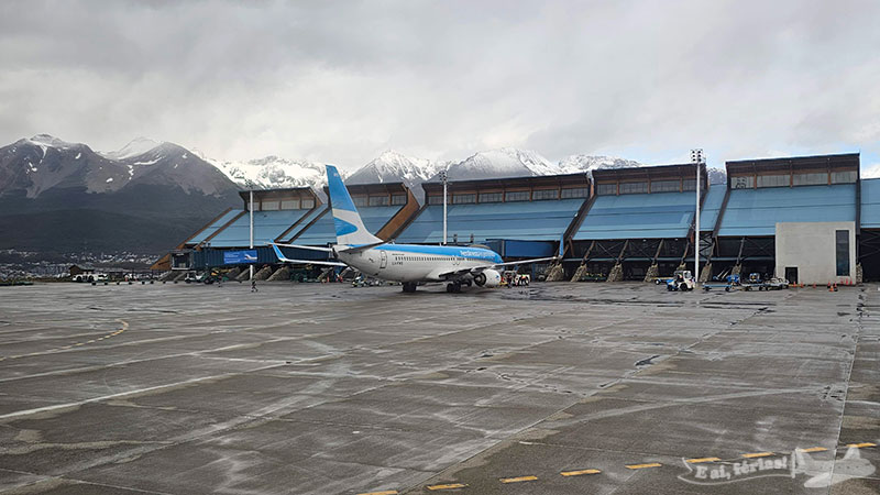 Avião da Aerolineas Argentinas no Aeroporto de Ushuaia