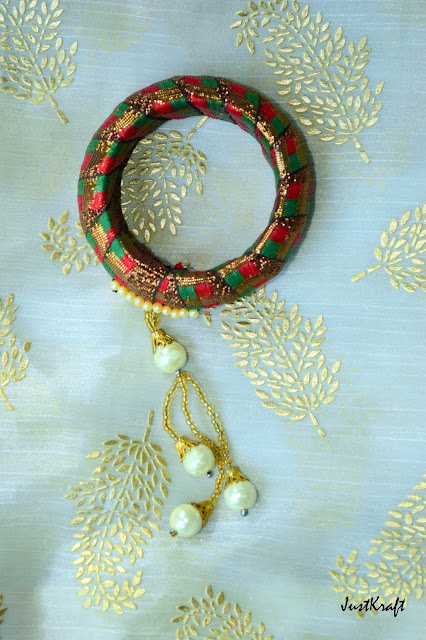 Lace and moti bangle lumba style