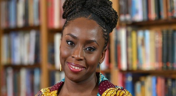 Chimamanda Ngozi Adichie, escritora nigeriana