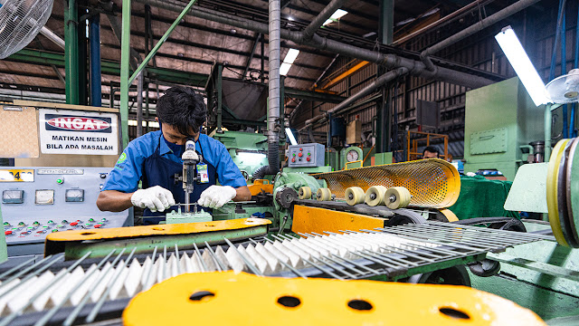 Lowongan Kerja Operator Produksi PT Alam Lestari Unggul