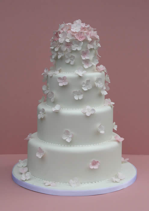 hydrangea_wedding_cake_000.jpg