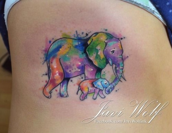 Uma mãe elefante é apresentado andando com seu bebê, tanto em animais são coloridos com uma vibrante coleção de aquarelas.