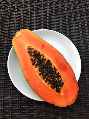 papaja owoce egzotyczne Hiszpania