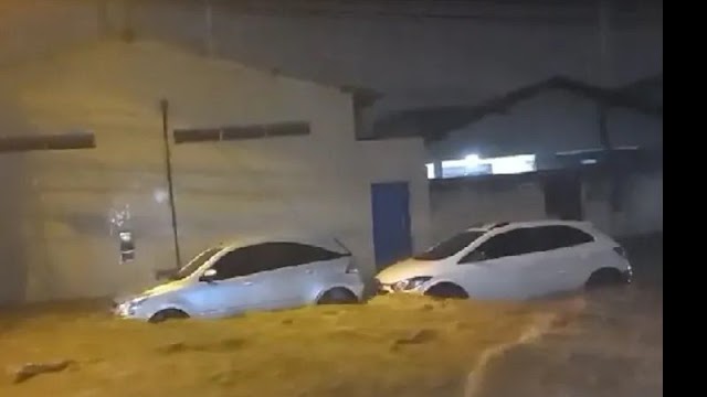 Chegada de tempestade causa estrago em município baiano