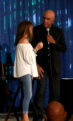 Michael Dorn introducing Marina Sirtis at Shore Leave 39