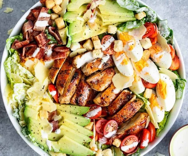 Paleo Grilled Chicken Caesar Cobb Salad ##healthy #whole30