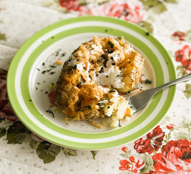 Air Fryer Blooming Baked Potato