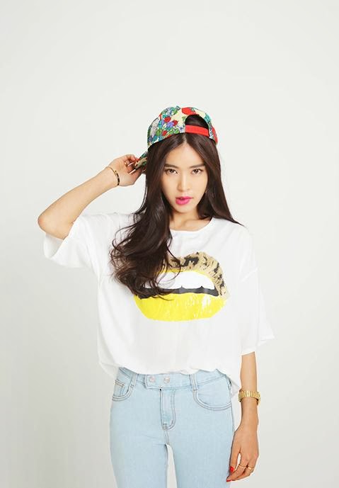 http://www.koees.com/koees-3335-The-Korean-leopard-lips-print-chiffon-shirt.html