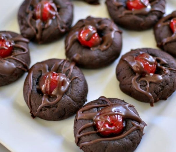 CHOCOLATE CHERRY COOKIES #desserts #sweets