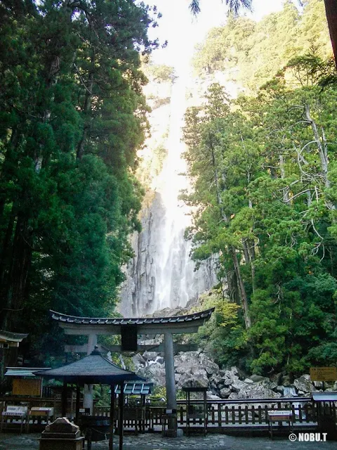 熊野那智大社・別宮「飛瀧神社」－那智大滝
