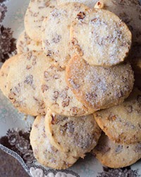 http://www.foodandwine.com/recipes/pecan-sandies