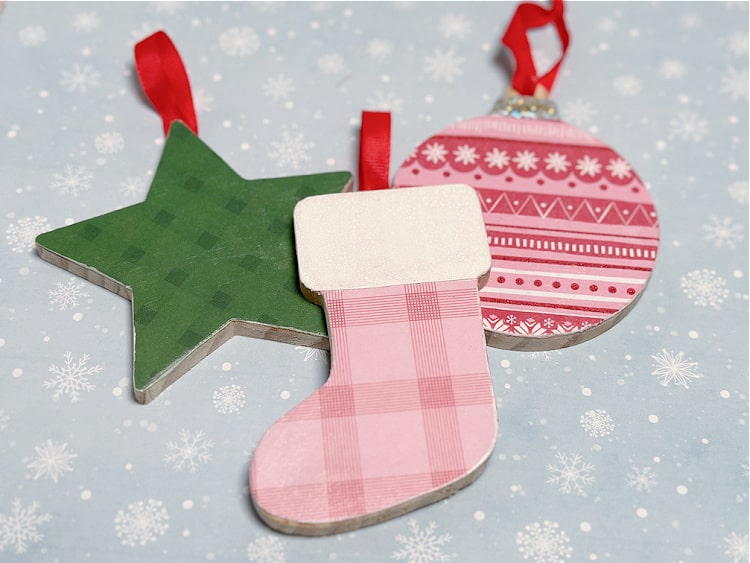 5 Ways to Mod Podge Christmas Ornaments