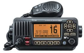 Alat komunikasi Marine VHF Radio keadaan darurat dikapal