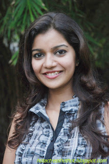 colours swathi looking hot pic