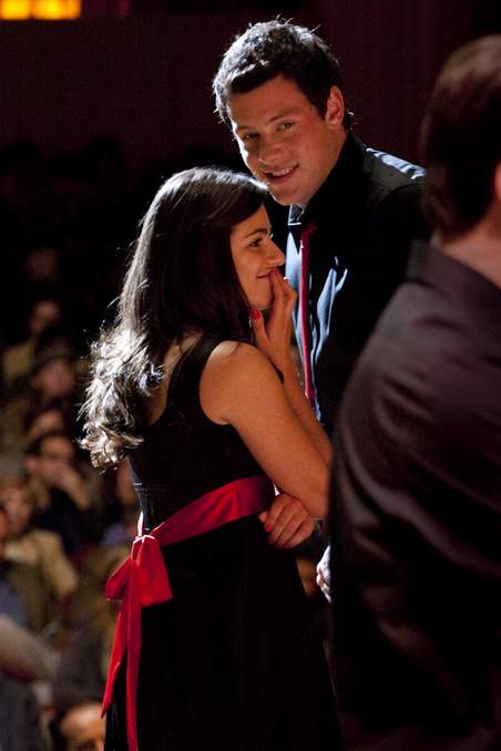 glee rachel y finn