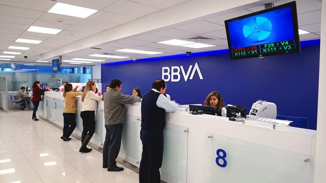 BBVA quita a 37 mil empleados bajo el esquema de outsourcing