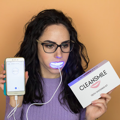 Come avere denti più bianchi: sbiancamento dentale a casa con CleanSmile kit