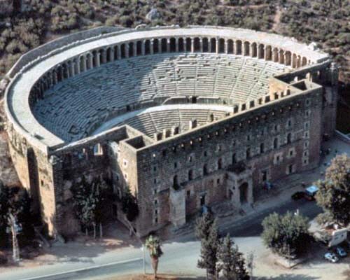 10 17 Stunning Auditoriums & Theatres From The Ancient World