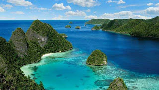 Kepulauan Raja Ampat di Papua Barat