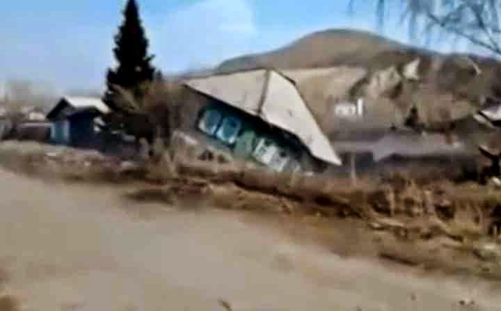 http://sciencythoughts.blogspot.co.uk/2014/04/kazakhstan-home-swallowed-by-sinkhole.html