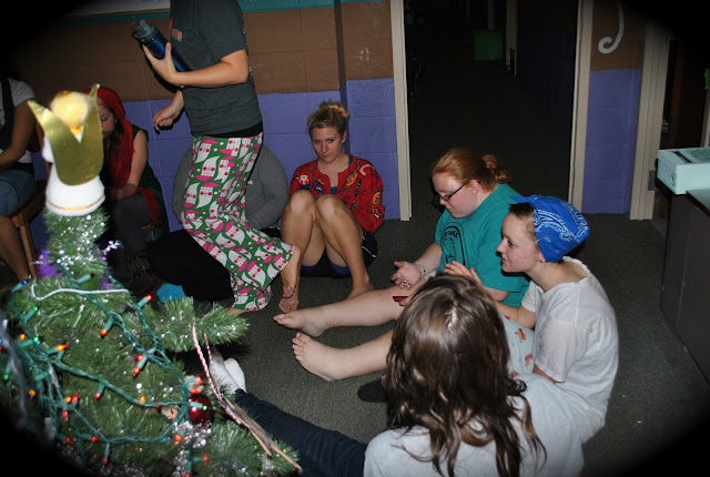 Flashback Summer: Christmas Festivities Come to the Dorm- Evangel University Spence girls