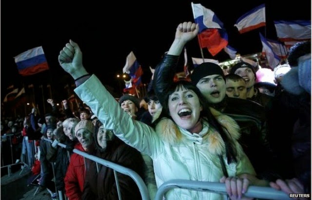 Daawo Sawirada:- Gobolka Crimea oo si rasmi ugu biiray Ruushka, kadib aftidii la qaaday